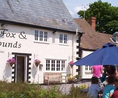 The Fox & Hounds Otel Faringdon Dış mekan fotoğraf