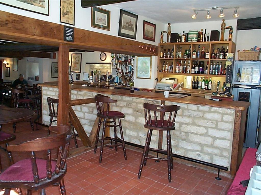 The Fox & Hounds Otel Faringdon Dış mekan fotoğraf